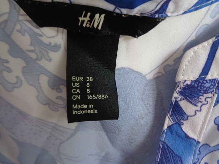 H&M Ladies Sleeveless Top for Sale