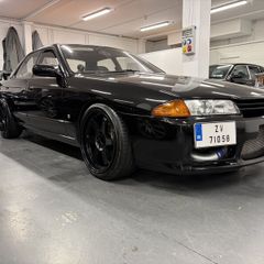 Nissan Skyline R32 RB25 Engine Swap