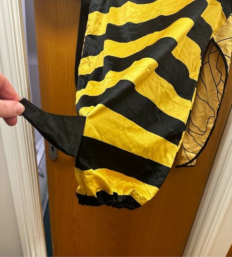 Bee fancy dress costume size 2XL about size 18