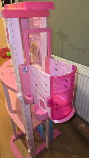 Barbie Dream house