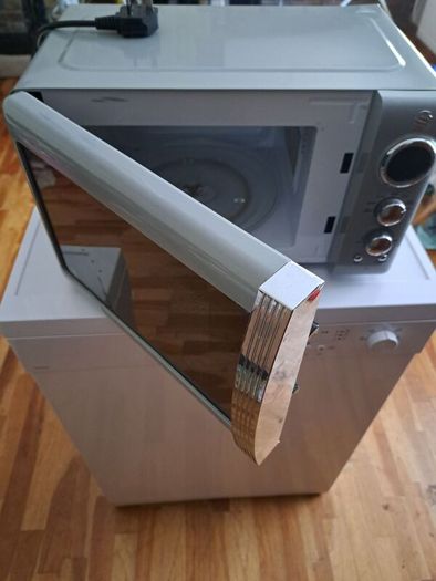Fridge, dishwasher, chest freezer, microwave