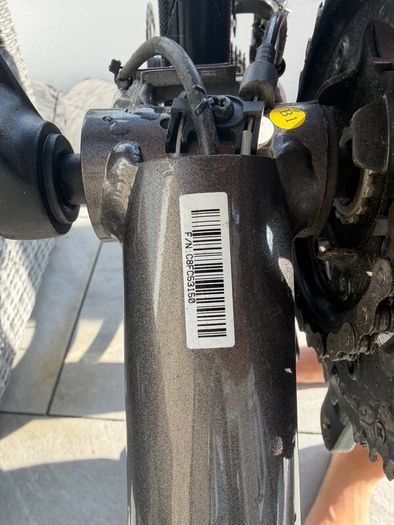 Not 1 but 2 giant hybrid bikes, excellent conditio