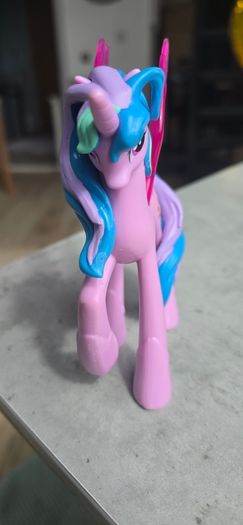 Large 5 inch Princess Celestia Moulded Vinyl Figure MLP G4 My Little Pony 2010