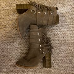 Zara suede fringe boots size 3