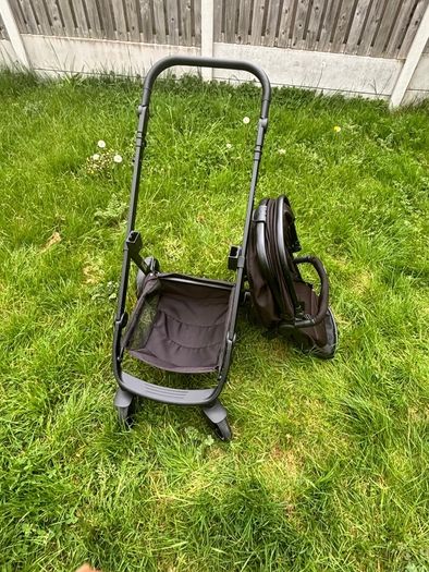 Single pram