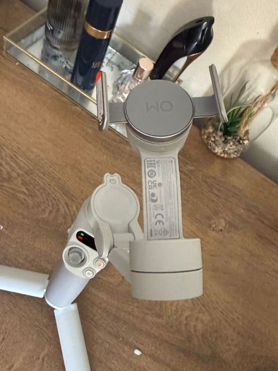 DJI Osmo Mobile SE Phone Gimbal