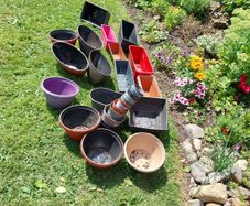 free flower pots