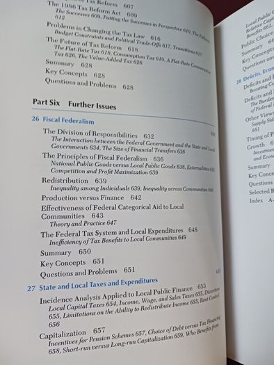 Joseph Stiglitz / Economics of the Public Sector/ 2nd edition/ 1988