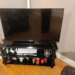 Hisense TV 43 inches