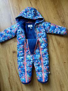 Snowsuit (9-12 months)