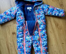 Snowsuit (9-12 months)