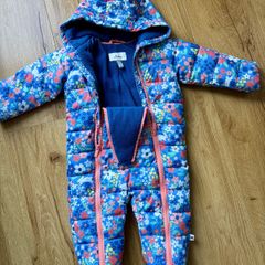 Snowsuit (9-12 months)