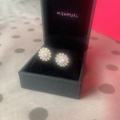 H Samuel earrings, flower design, vintage style