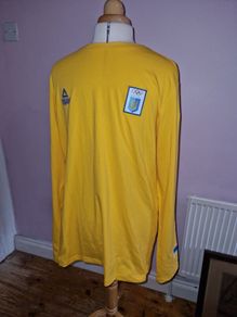 Brand New Ukraine Olympics top