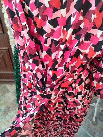 Marks and Spencers  Slinky dress knee length size 22 spring summer holidays occasions outfit Postage included