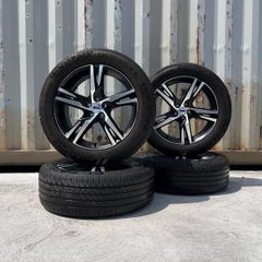Genuine Volvo R-Design 19" Alloy Wheels