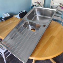 UNUSED Franke Ascona 1.5 Bowl Inset Sink with Fittings