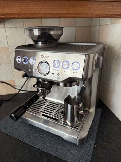 Sage Barista Express Espresso Machine