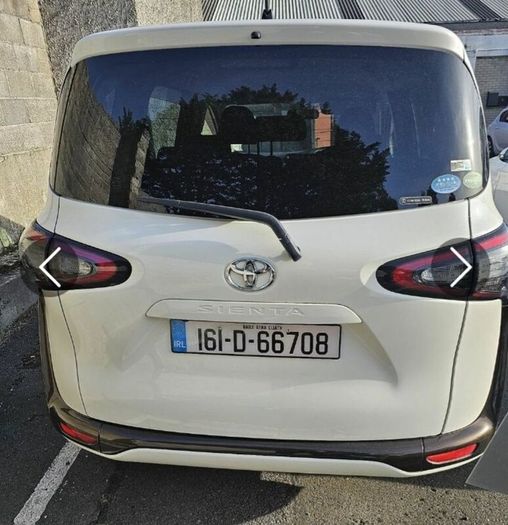 Toyota Sienta 2016 Automatic 7 seats