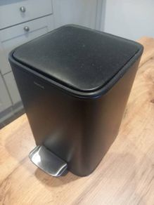 Small bathroom bin