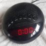 Digital alarm clock radio Image 2