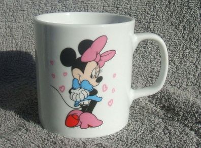 MINNIE MOUSE (Disney) - a child's ceramic mug
