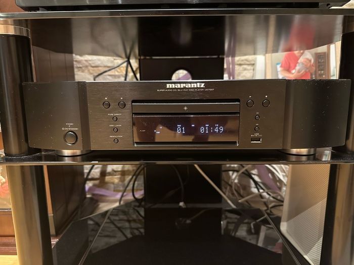 Marantz UD7007 Blu Ray, DVD, CD player- like New condition.