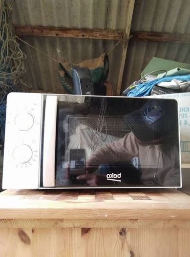 Microwave
