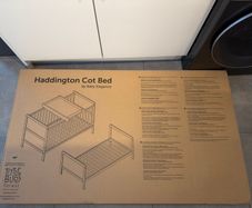 baby cot