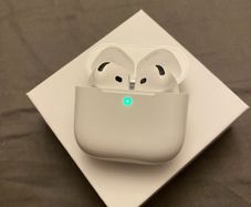 apple airpods ANC