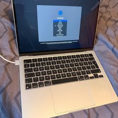 Apple MacBook Air 13 M2 2022 A2681 Excellent Condition Activation Locked