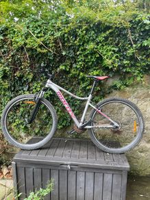 Ignite Mountain Bike Medium 17 inch Frame 27.5 inch Wheels
