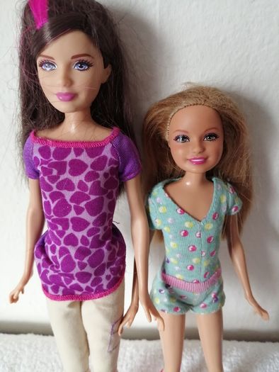 Stacey and Skipper dolls C