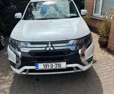 2019 Automatic Mitsubishi Outlander PHEV