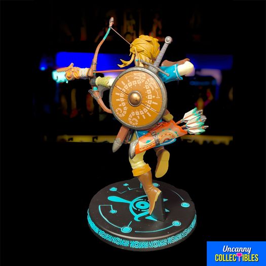 Legend of Zelda Breath of the Wild Link First 4 Figures Statue