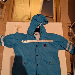 kids rain gear