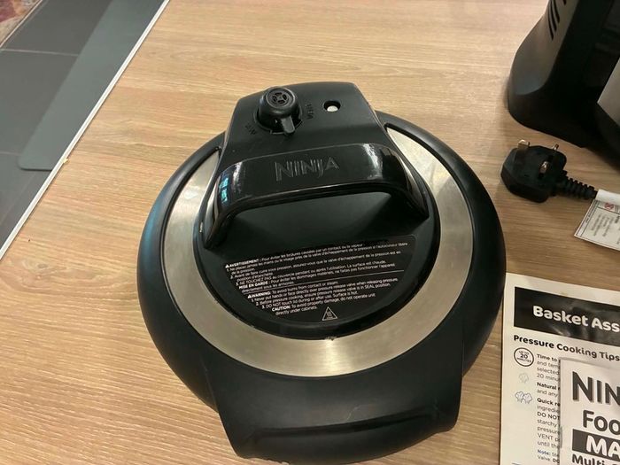 Ninja Foodi MAX Multi-Cooker OP500UK 7.5L Air Fryer & Pressure Cooker + Complete Accessories