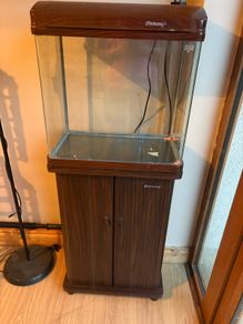 fish tank on stand