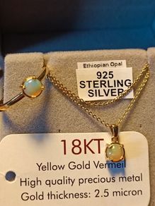 Rare Ethiopian Welo Opal 2 Piece Set