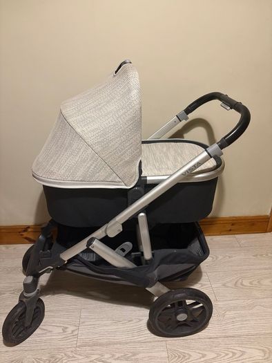 Vista V2 travel system