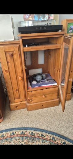 Cabinet / music centre