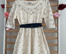 dress cream lace dress with navy tie belt diesel brand size large
