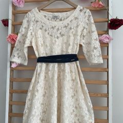 dress cream lace dress with navy tie belt diesel brand size large