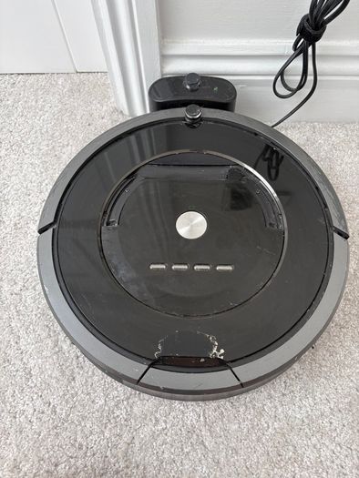 iRobot Roomba 880 (Faulty battery)