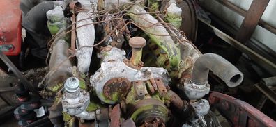 V8 perkins engine