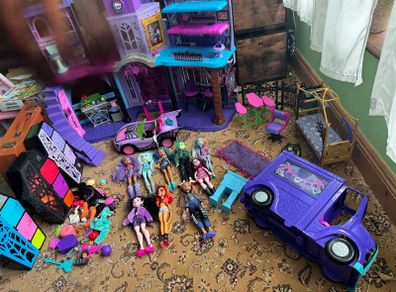 Monster high bundle