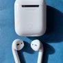 Apple AirPods 2nd generation Image 4