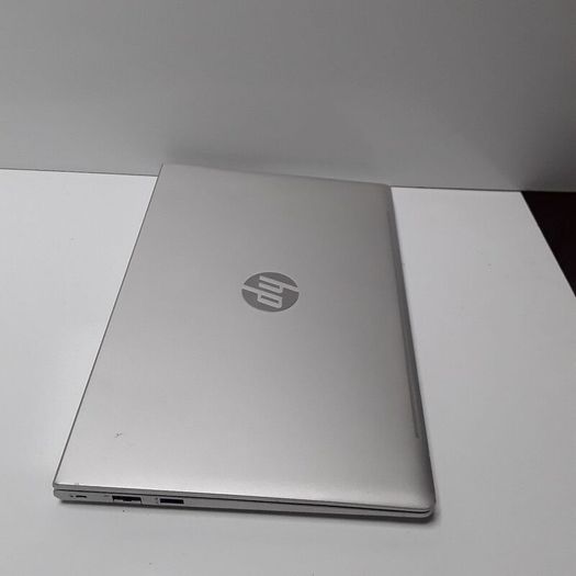Hp Probook 440 G8 | Intel Core I5-1135g7 | 16gb Ram | 256gb M.2 Ssd Laptop