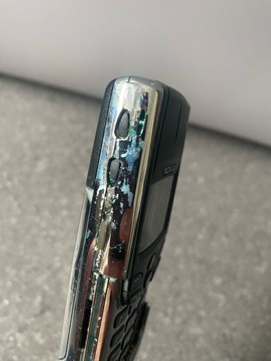 Nokia 8810
