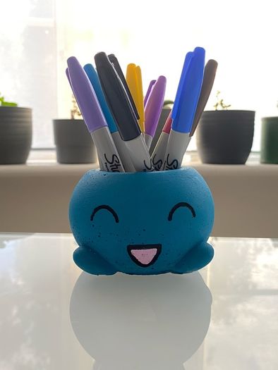 Cute Pot for pen, plants, brushes ..